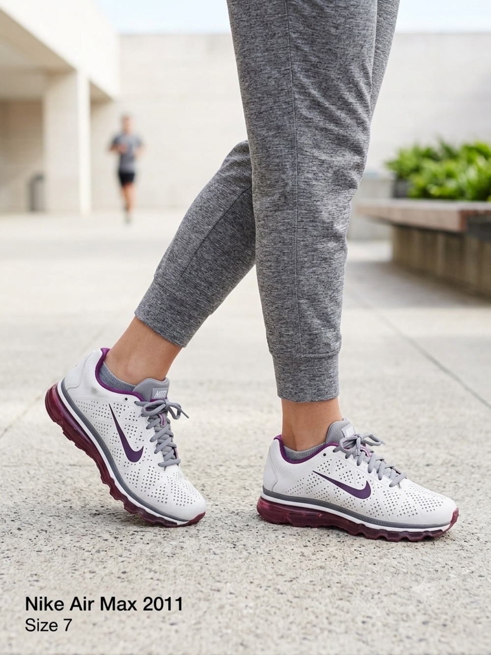 Nike Air Max 2011 Leather Women's Sneakers - Size 7